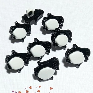 10 Cute Penguin Novelty BABY CHILDREN'S BUTTONS 15mm - Picture 1 of 2
