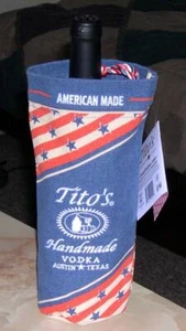 Vodka hecho a mano Tito's - Austin, Texas - Bolsa botella de lona (2024) - Imagen 1 de 1