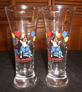 VASOS DE CERVEZA BULL TERRIER VINTAGE SPUDS MACKENZIE PILSNER Un par de luces Bud - Imagen 1 de 5