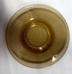 Plato Pyrex Platillo Ámbar Marrón Humo Hecho en Inglaterra Vidrio 5.75" Sin Marca de Utensilio - Imagen 1 de 7