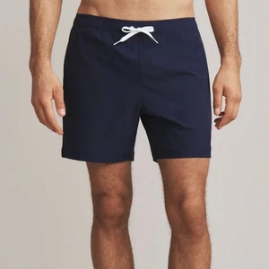 Neu mit Etikett Rhone Herren 5,5" Schrittlänge R&R Badehose - marineblau - Größe M - Bild 1 von 6