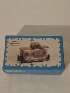Vintage Antique Finish Die-cast Railroad Train Caboose Pencil Sharpener - Picture 1 of 6