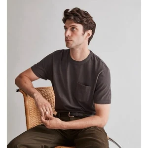 Camiseta Madewell XL Teñida de Prendas Todo el Día Cuello Redondo Bolsillo Manga Corta Negra Carbón - Imagen 1 de 6