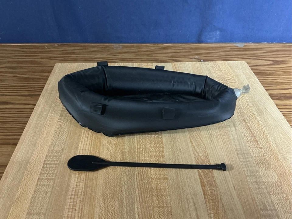 GI JOE 1999 - Serie atemporal - Misión secreta a Spy Island - Balsa inflada con remo Foto 1 de 4