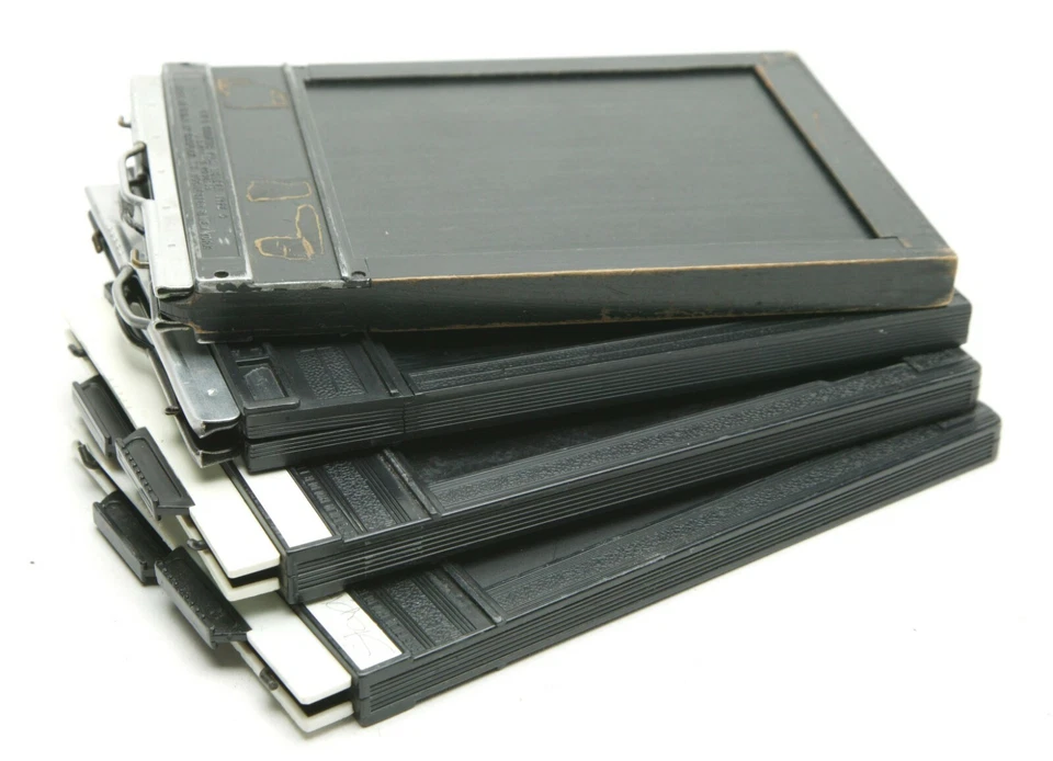 Vintage Four Graflex (1)+Lisco Regal (3) 4x5" Cut Film Holders. Tested. Used. - Image 1 of 1