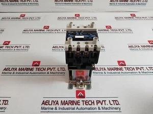 Contactor de marcha atrás Telemecanique LP1 D65 008 020279 600 VAC - Imagen 1 de 10