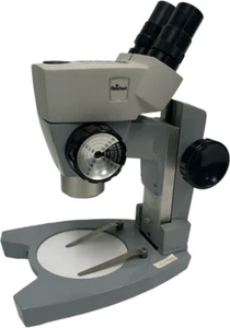 Reichert Cycloptic Stereo Microscope W/ Eyepieces - Picture 1 of 4