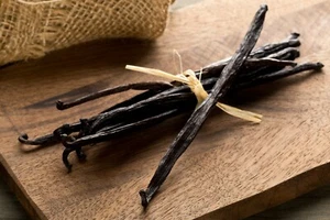 15 x Tahitian Vanilla Beans , Organic - Picture 1 of 7