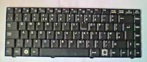 E SYSTEMS , 4213 , UK Keyboard - SPARES OR REPAIRS C1 - Afbeelding 1 van 3