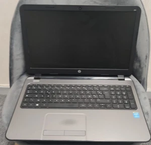 Pc Portable HP 250 g3 Core I3 4 eme Génération 4 go ram 500 go hdd en bon etat - Photo 1/8