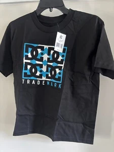 Camiseta DC Shoe Logo Niños Grande (NUEVA CON ETIQUETAS $22) - Imagen 1 de 8