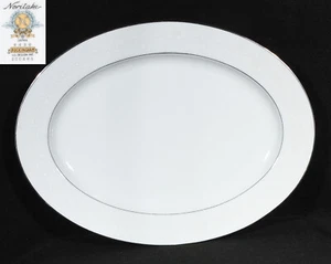 Noritake Buckingham Oval Platter Platinum Trim 11 1/2" by 8 5/8" - Picture 1 of 5