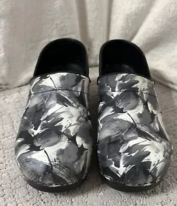 Sanita Women Professional Danish Clogs Medical Dental Multicolor Sz EU 40 US 9 - Picture 1 of 18