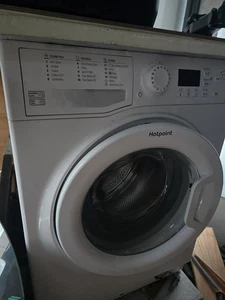 Hotpoint Washing Machine - Picture 1 of 2