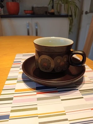  6  Vintage Retro Denby Arabesque Stoneware Tea/Coffee Cup & Saucers - Image 1 of 4