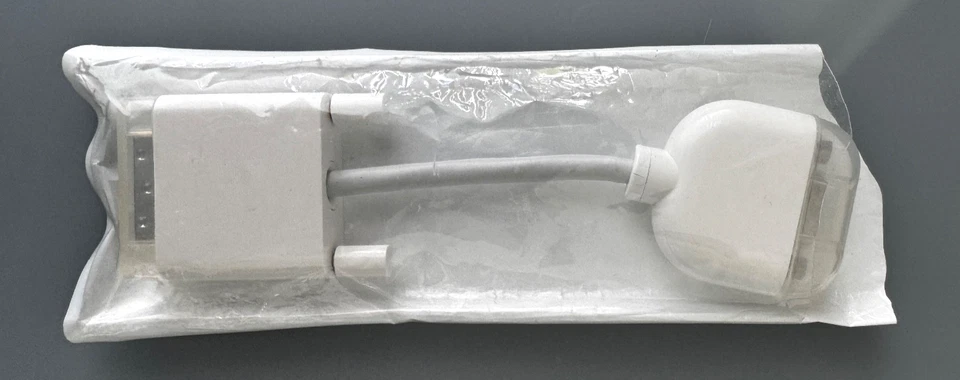 Genuine OEM Apple/MAC DVI to VGA Display Adapter Cable - Image 1 of 1