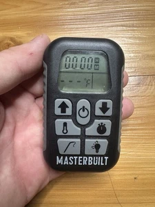 Masterbuilt Smoker Probe Remote Control FCC ID YHXESQ-3040R7 - Picture 1 of 3