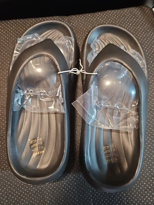 ¡Nuevo! Mujer Talla 6.5-7 (36-37) Cómodas Moda Toboganes, Antideslizantes, Negras Foto 1 de 4