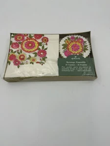 Hallmark Party Mod Retro Flower Paper Napkin And Coaster Ensemble NWT - Picture 1 of 3