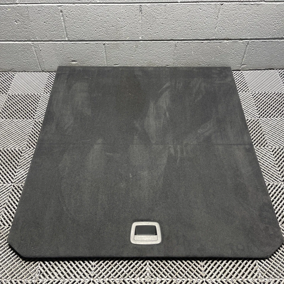 BMW 640i GT G32 2018-2019 parte inferior maletero grande tapa de carga 7445484 OEM Foto 1 de 4