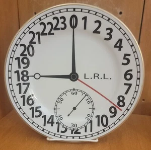 Ralph Lauren POCKETWATCH I Breakfast plate, 9 1/4", Bone China, Rare, Excellent - Picture 1 of 5