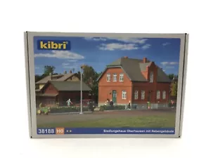 KIBRI 38188 H0 Scatola di montaggio di casa colonica "Oberhausen" - Foto 1 di 2