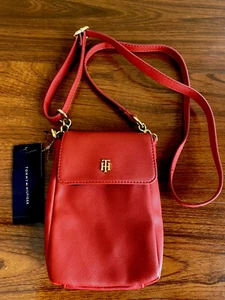 Tommy Hilfiger Crossbody Shoulder Bag Purse Red w/ Red Strap NWT 69J5011 600 - Picture 1 of 8