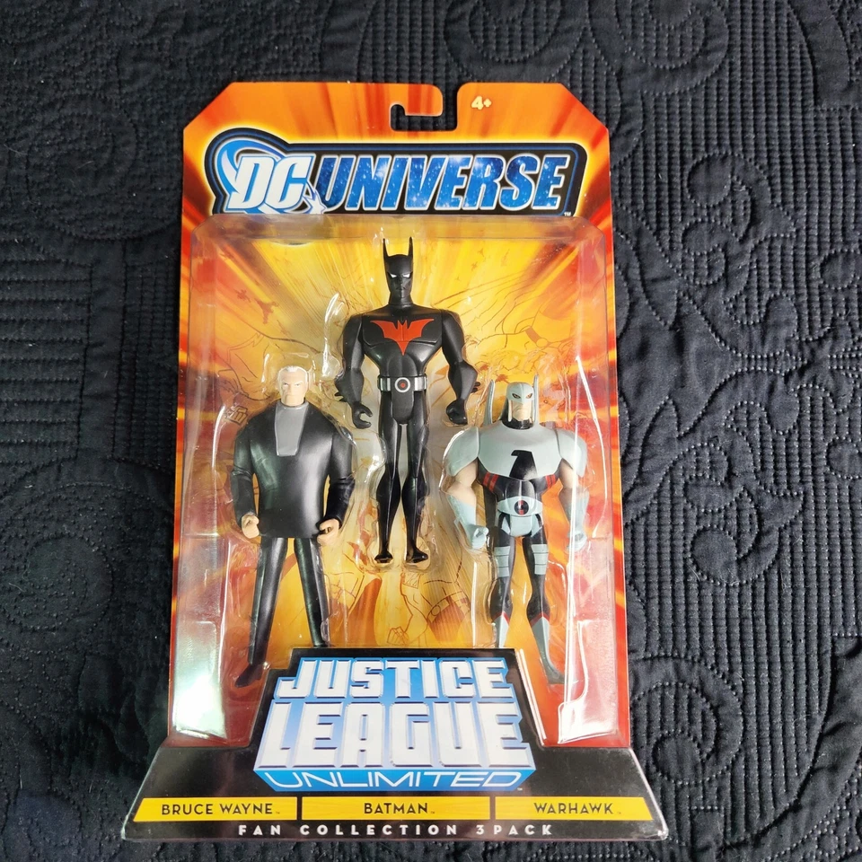 Mattel DC Universe CHLD JLU - Wayne, Batman, WarHawk Action Figure