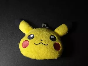 Pikachu Pokemon Peluche Mini Snap Pouch Nintendo Bandai - Imagen 1 de 5