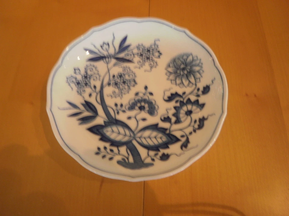  Teller  Untere  für  Suppentasse     Blau  Zwiebelmuster  Hutschenreuther NEU   - Bild 1 von 1