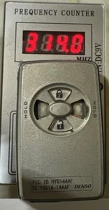 OEM TOYOTA AVALON 2005-2007 Key Fob Remote Keyless Transmitter HYQ14AAF - Picture 1 of 15