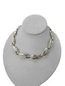 Stunning Vintage signed STAR...Silver Tone Leaf Design Panel Necklace/Choker - Picture 1 of 6