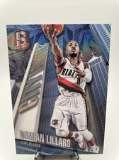 2015-16 Panini Spectra City Limits Damian Lillard Silver Prizm Case HIt SSP #18
