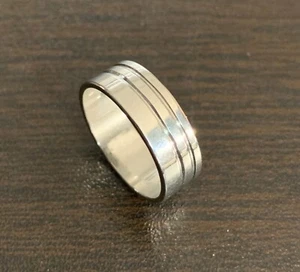Stainless Steel Grooved Fashion Ring Size 8.75 - Picture 1 of 7
