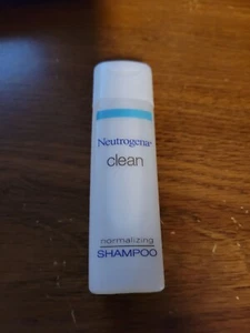 NEW Neutrogena Clean Shampoo Lot of 12 Travel Size - Picture 1 of 1