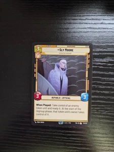 Star Wars Unlimited - Sly Moore - Secretive Advisor - Rare #211 - Picture 1 of 2