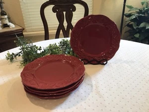 JCPenney Chris Madden "Corvella Red" Speiseteller mit gewellter Prägung - mehrere - Bild 1 von 5