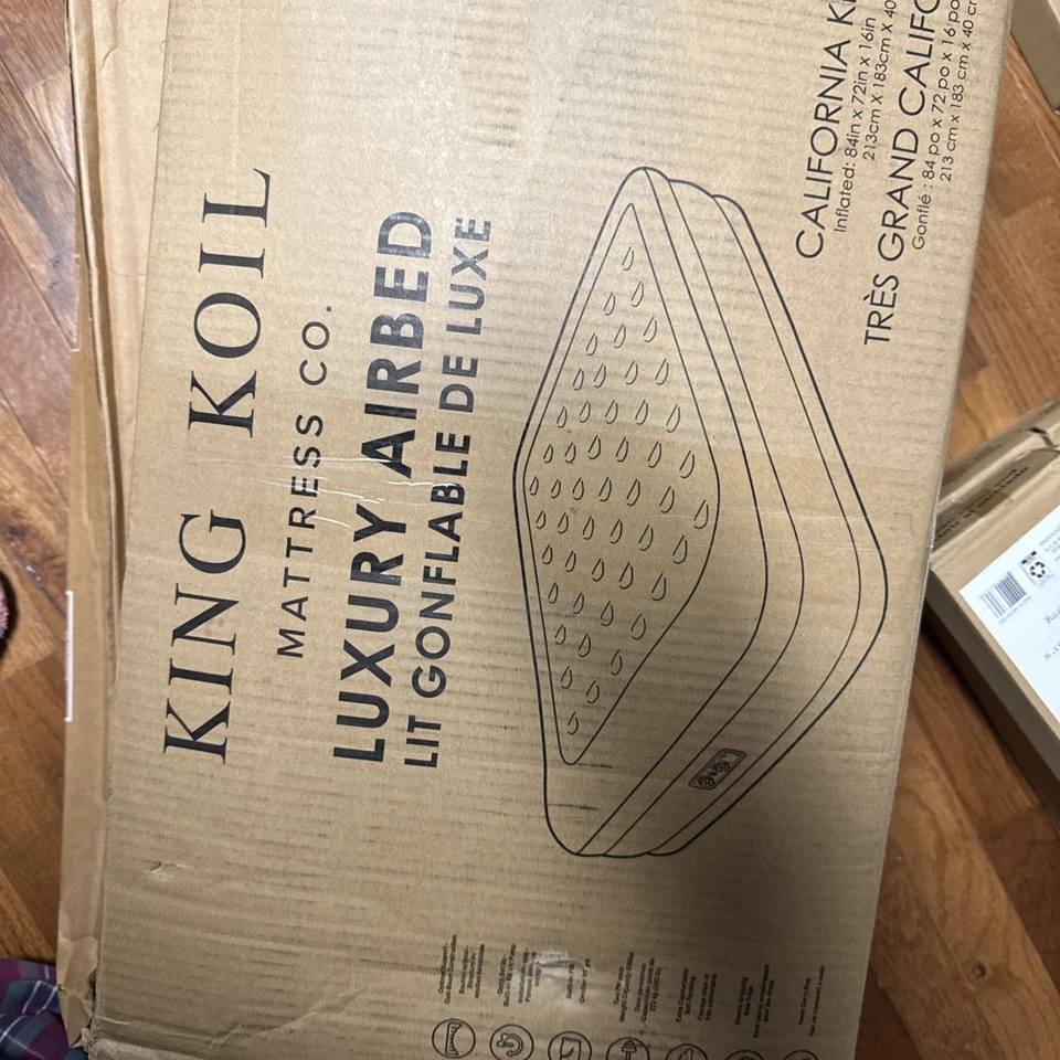 KING KOIL 'CALIFORNIA KING' LUXURY AIR BED MATTRESS WITH 600 LB WEIGHT CAPACITY - Image 1 of 1