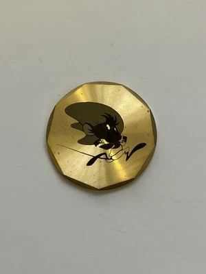 MAKIN’ BIRDS CUSTOMS Golf Ball Marker 1.25” Round w/beveled Edge Brass Speedy Gonzalez/Slow Poke