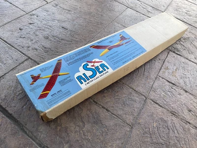 SIG'S The RISER Veleiro Classe 2 Metros R/C Modelo Avião Kit Iniciado, COMO ESTÁ. - Imagem 1 de 4