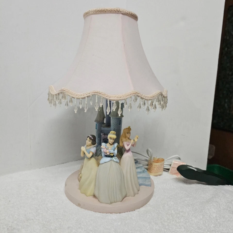 Vintage Disney Hampton Bay Princess Table Lamp Cinderella-Aurora-Snow White - Image 1 of 4