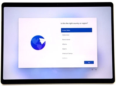 Microsoft Surface Pro 11- 13”- Snapdragon X Elite 12 Core - 16GB RAM - 512GB SSD - Image 1 of 4
