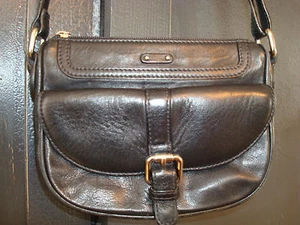 Black Leather Danier Shoulder / Crossbody Bag - Picture 1 of 8