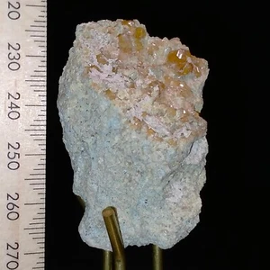 Hessonite Grossular Garnet crystals on matrix natural mineral specimen 302ct - Picture 1 of 8