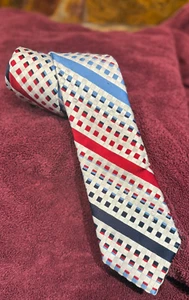 VTG The Custom Shop Silk Classic Width, Classic Length Necktie Geometric Shapes - Picture 1 of 7