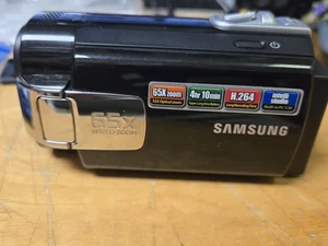 Samsung Camcorder SMX-F40BN SD Flash Memory Handheld 65x Black TESTED  - Picture 1 of 5
