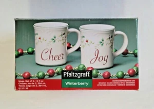 Lote de tazas navideñas Pfaltzgraff Winterberry para vacaciones (2), 12 onzas - Imagen 1 de 1
