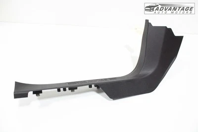 2018-2024 CHEVROLET EQUINOX PORTA FRONTAL ESQUERDA PEITORIL PLACA DE ARRANHÃO TAMPA DE ACABAMENTO FABRICANTE DE EQUIPAMENTO ORIGINAL - Imagem 1 de 4