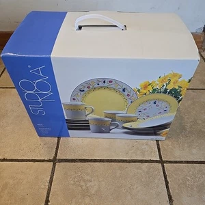 STUDIO NOVA TRELLIS NEW in BOX 16 Pieces Dinner Plates,  Bowls. Mugs Salad Plate - Picture 1 of 12