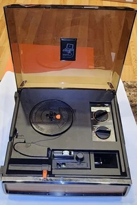 Kodak Moviedeck 475 Projector Untested Lightbulb Still Works - Picture 1 of 10